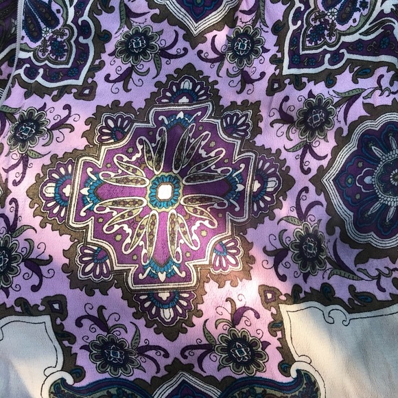 Flowy Pattern Shorts - Picture 4 of 4